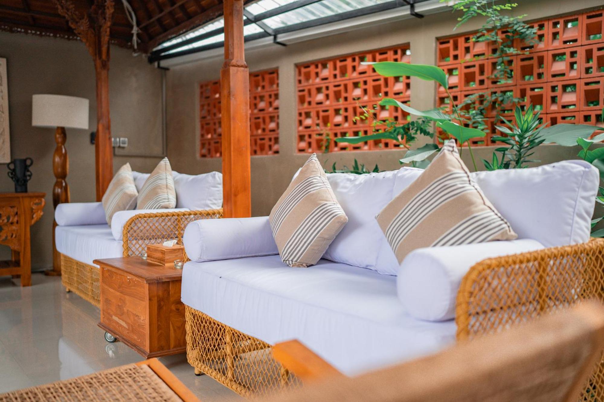 Villa Cahaya By Island Escape Sanur (Bali)